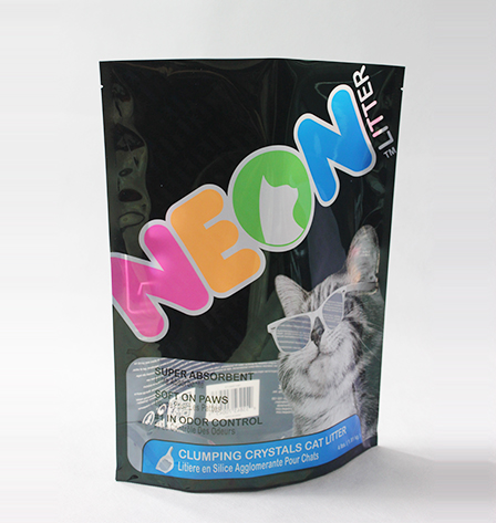 Cat litter bag with holigraphic film
